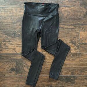 Spanx Faux Leather Leggings XS (E)